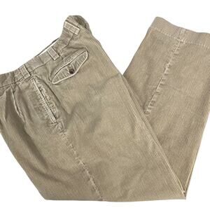 L.L. BEAN Men’s Pleated Front Wide Wale Corduroy Pants  38